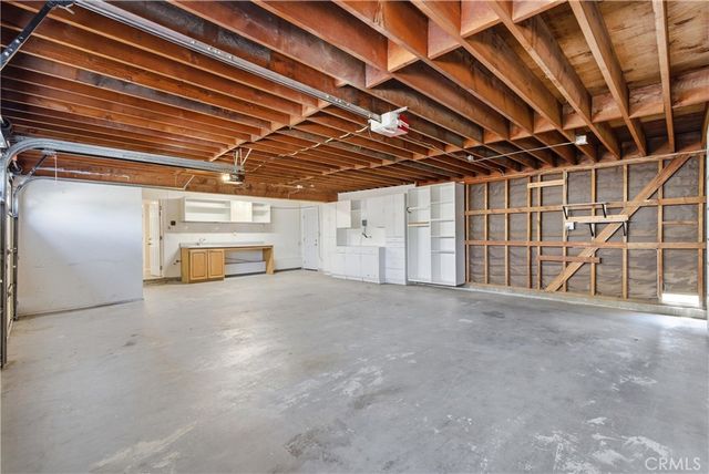 6862 Defiance Drive, Huntington Beach, CA 92647