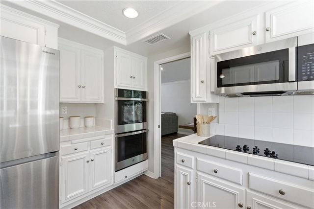 6862 Defiance Drive, Huntington Beach, CA 92647