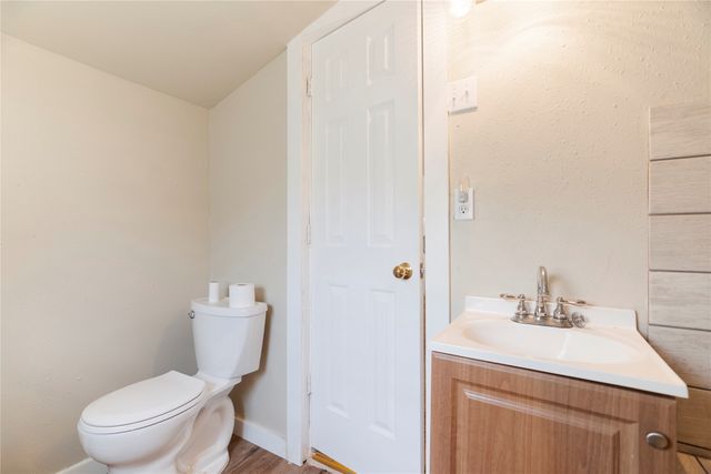 300 S Wall Street, Itasca, TX 76055