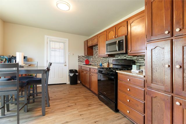 300 S Wall Street, Itasca, TX 76055