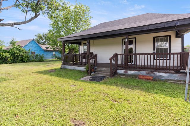 300 S Wall Street, Itasca, TX 76055
