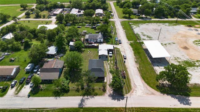 300 S Wall Street, Itasca, TX 76055
