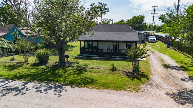 300 S Wall Street, Itasca, TX 76055