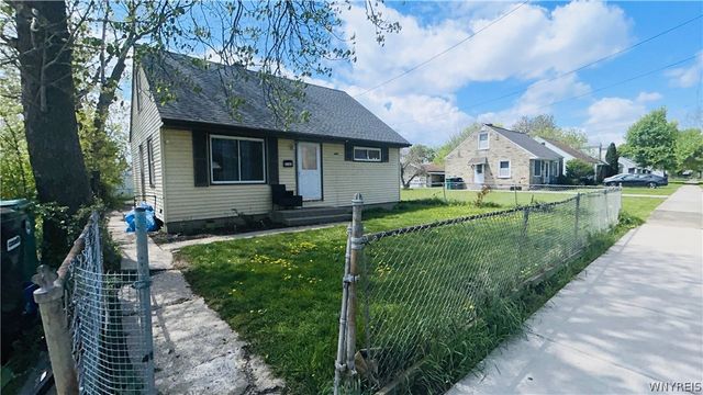 2165 Seneca Avenue, Niagara Falls, NY 14305