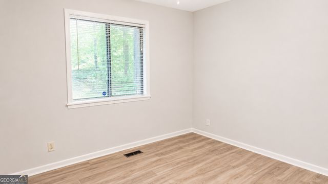 329 Edgewater Drive, Macon, GA 31220