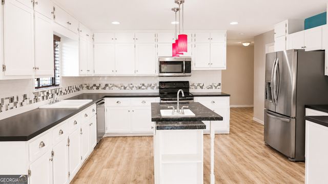 329 Edgewater Drive, Macon, GA 31220