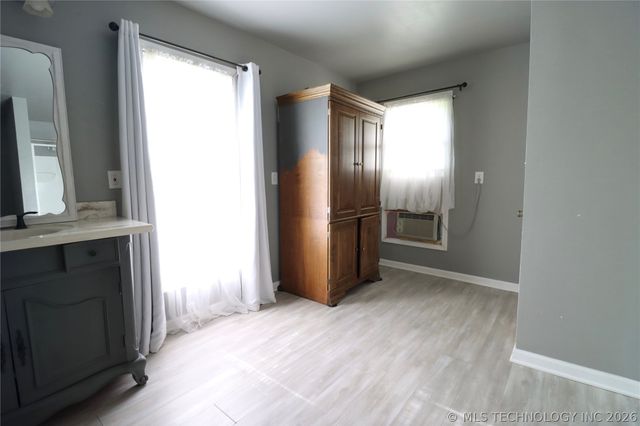 230 E Nelms Street, Oologah, OK 74053