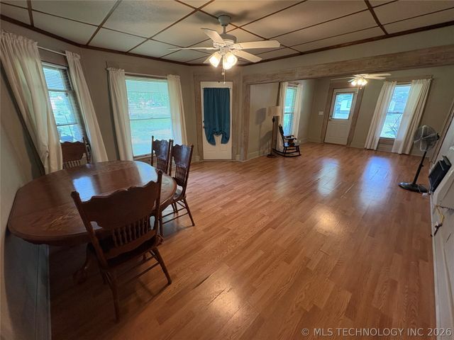 230 E Nelms Street, Oologah, OK 74053
