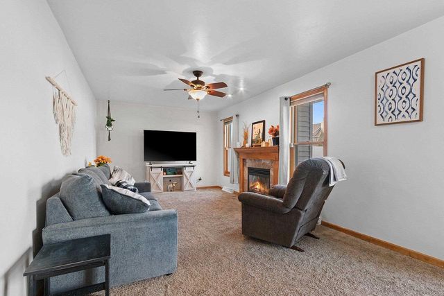 2402 OLD IVY ROAD, De Pere, WI 54115