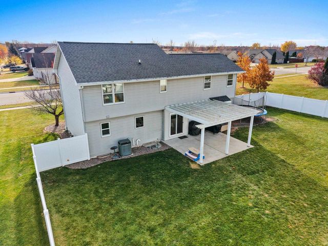 2402 OLD IVY ROAD, De Pere, WI 54115