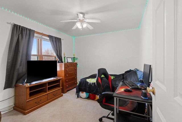 2402 OLD IVY ROAD, De Pere, WI 54115