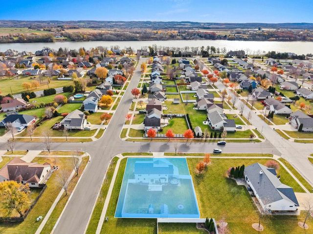 2402 OLD IVY ROAD, De Pere, WI 54115