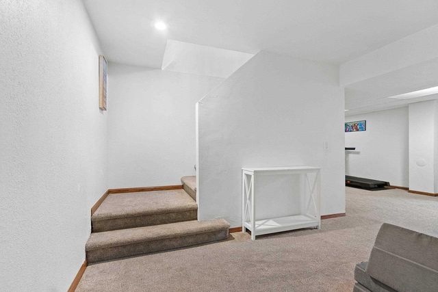 2402 OLD IVY ROAD, De Pere, WI 54115