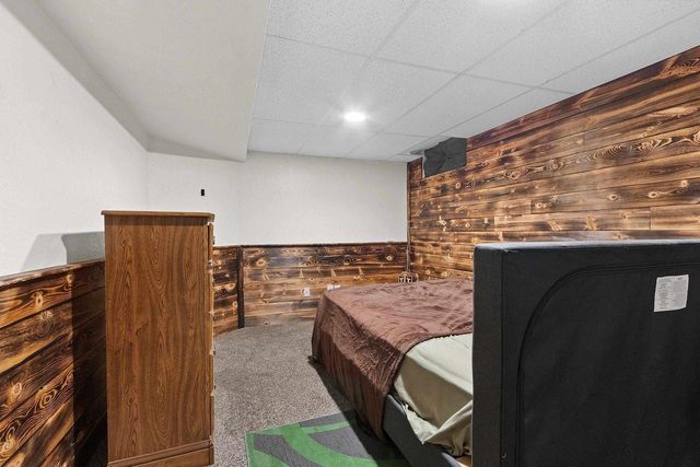 2402 OLD IVY ROAD, De Pere, WI 54115