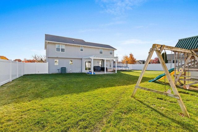 2402 OLD IVY ROAD, De Pere, WI 54115