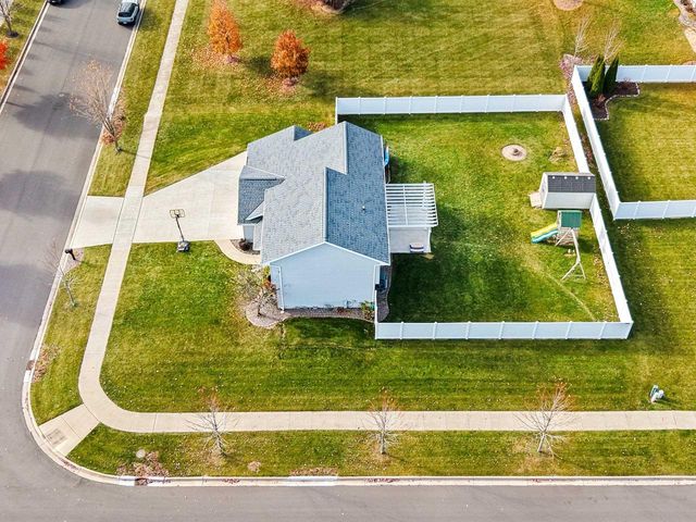 2402 OLD IVY ROAD, De Pere, WI 54115