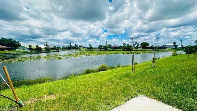 1109 Gleason PKWY, Cape Coral, FL 33914