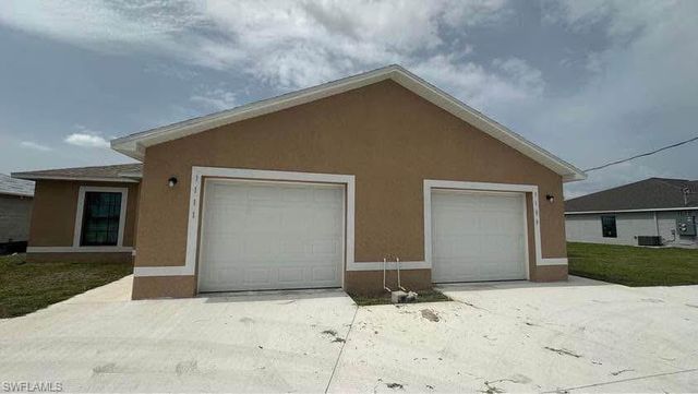 1109 Gleason PKWY, Cape Coral, FL 33914