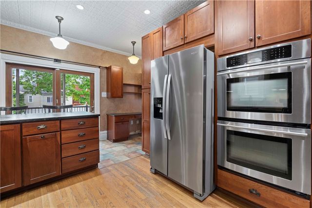361 Library PLACE, Oakmont, PA 15139
