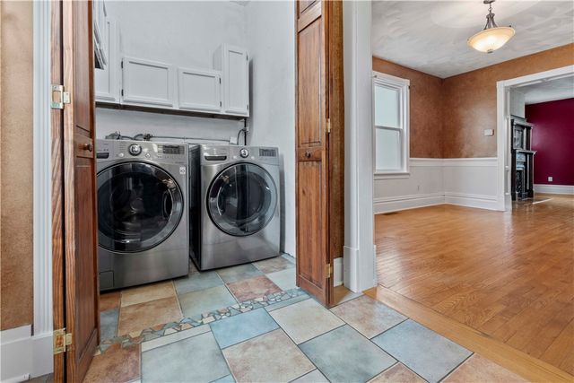 361 Library PLACE, Oakmont, PA 15139