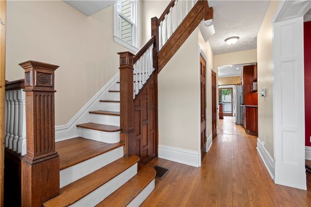 361 Library PLACE, Oakmont, PA 15139
