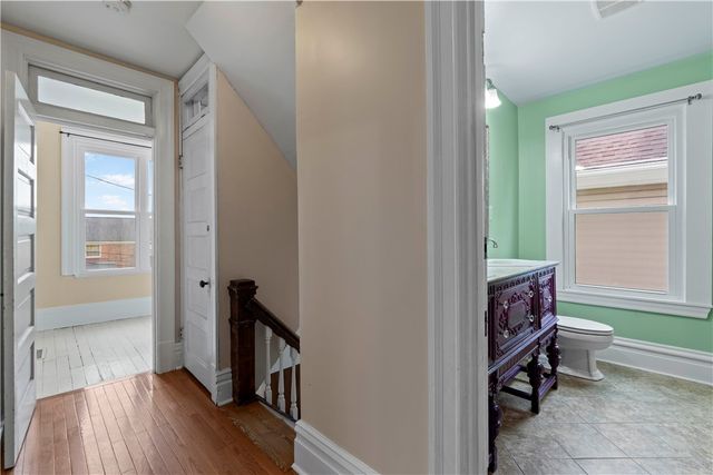 361 Library PLACE, Oakmont, PA 15139