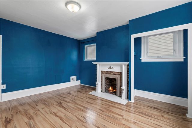 361 Library PLACE, Oakmont, PA 15139