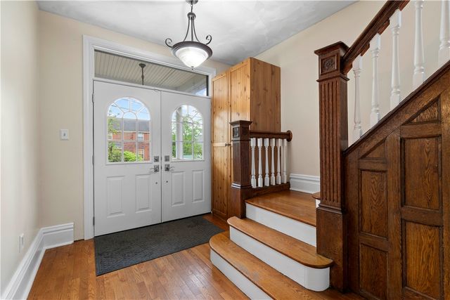 361 Library PLACE, Oakmont, PA 15139