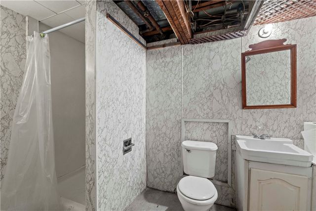 361 Library PLACE, Oakmont, PA 15139