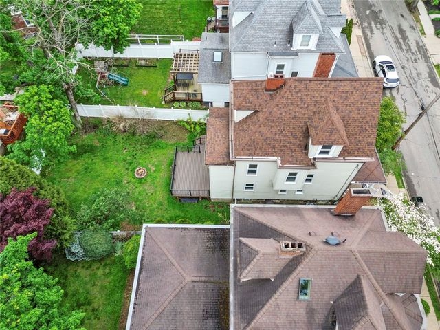 361 Library PLACE, Oakmont, PA 15139