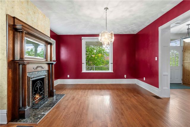 361 Library PLACE, Oakmont, PA 15139