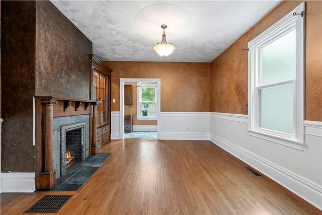361 Library PLACE, Oakmont, PA 15139