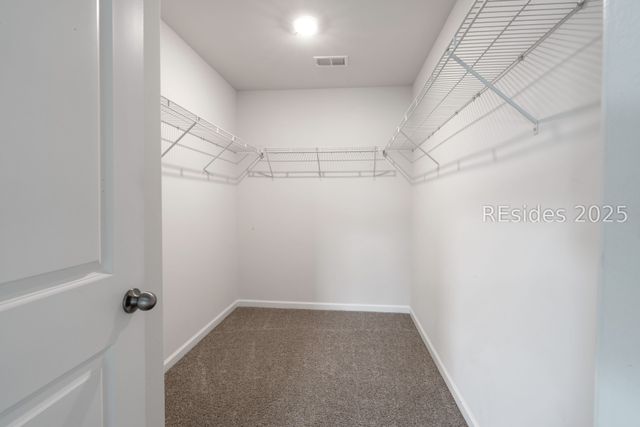 156 Red Pine Rd, Ridgeland, SC 29936