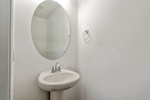 156 Red Pine Rd, Ridgeland, SC 29936