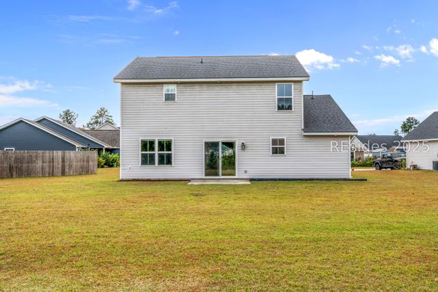 156 Red Pine Rd, Ridgeland, SC 29936