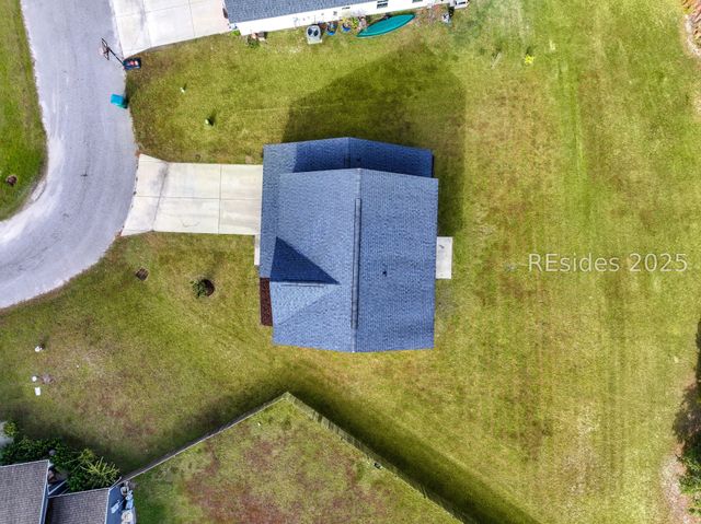 156 Red Pine Rd, Ridgeland, SC 29936