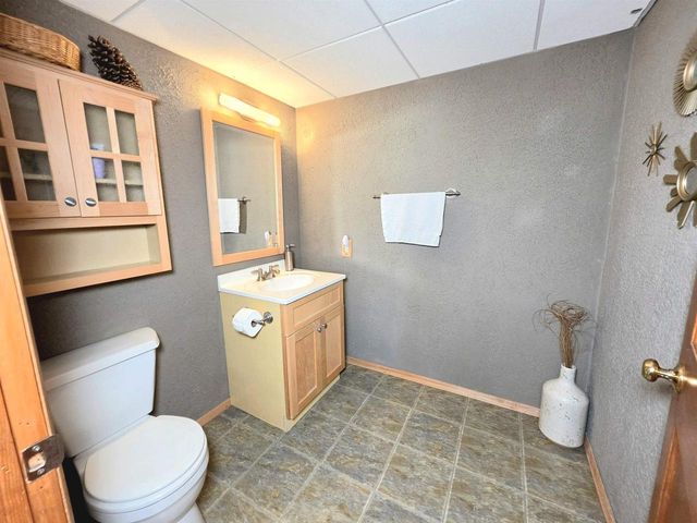 3226 E GREENLEAF DRIVE, Appleton, WI 54913