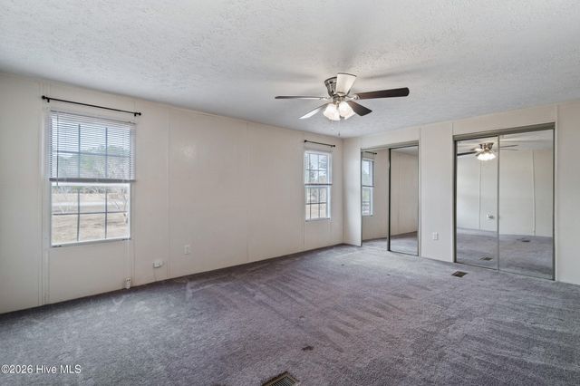 101 Aberdeen Lane, Jacksonville, NC 28540