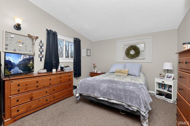 1674 Toledo Road, Elkhart, IN 46516