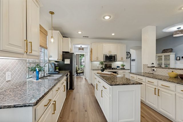 3305 Estes Park Lane, Mckinney, TX 75070