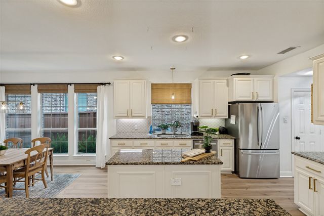 3305 Estes Park Lane, Mckinney, TX 75070