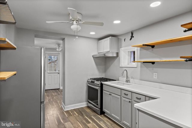 418 VINE ST, Camden, NJ 08102