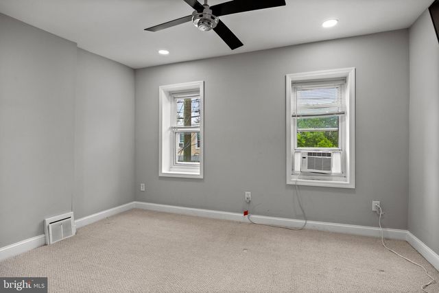 418 VINE ST, Camden, NJ 08102