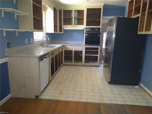 124 Allison RD, Newport News, VA 23602