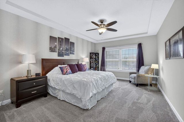 5280 Kristi Lane, Bettendorf, IA 52722