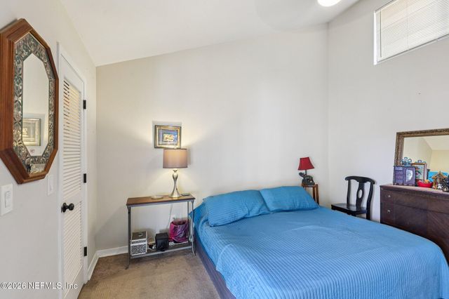 3517 PEELER Road 13, Jacksonville, FL 32277