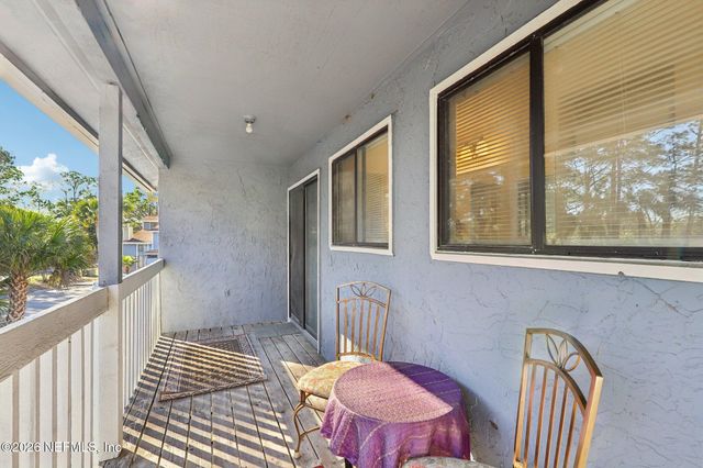 3517 PEELER Road 13, Jacksonville, FL 32277