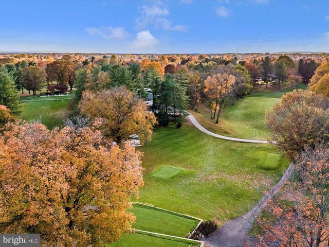 18806 FOUNTAIN TER, Hagerstown, MD 21742