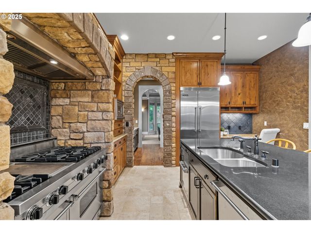 4519 Nw 122ND St, Vancouver, WA 98685