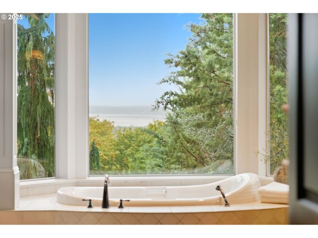 4519 Nw 122ND St, Vancouver, WA 98685